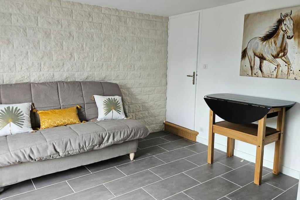 Appartement Cosy Neuf Saint-Sornin-Lavolps Extérieur photo